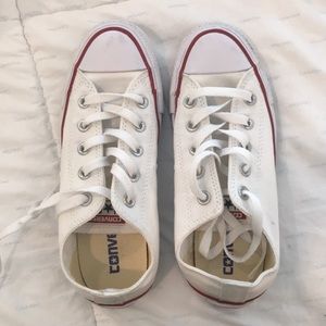Size 5.5 Converse. Worn twice